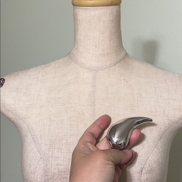 🖤GIVENCHY💕VTG silver drop brooch - Picture 9 of 13